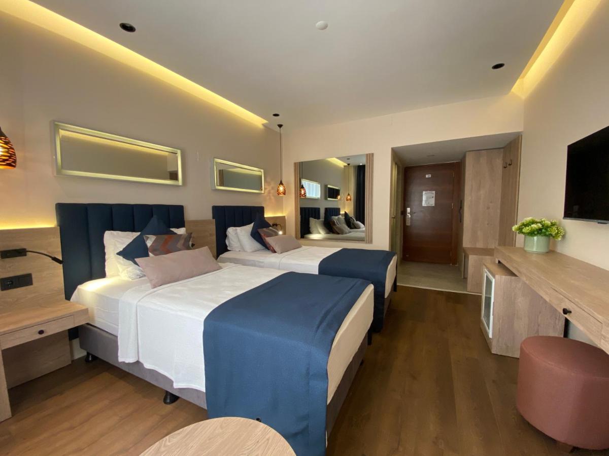 Nobel Hotel Mersin  Exterior photo