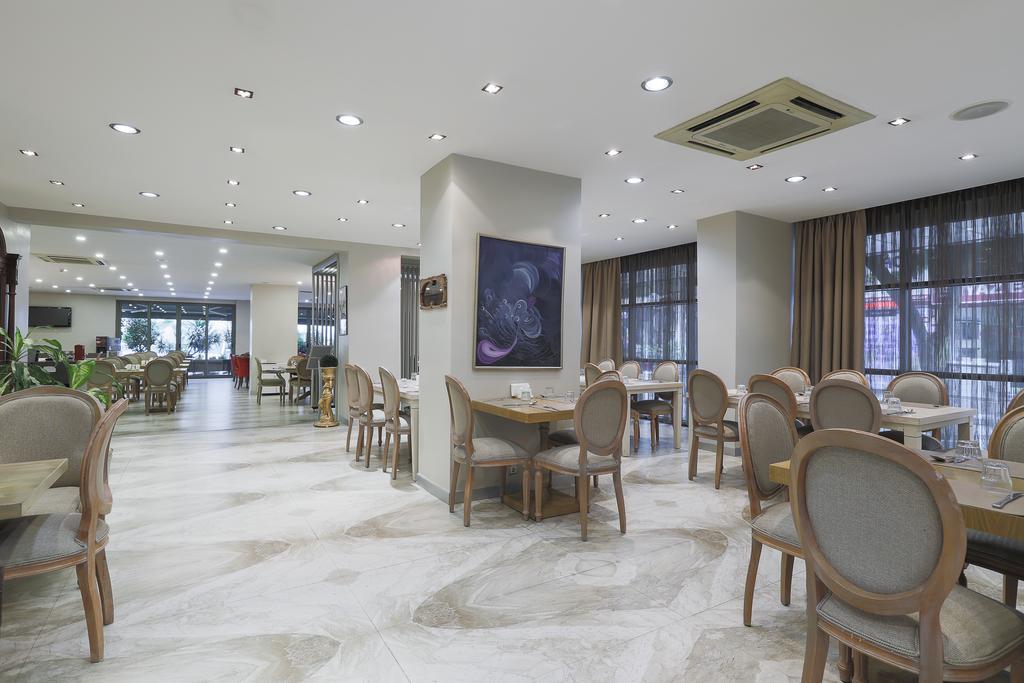 Nobel Hotel Mersin  Exterior photo